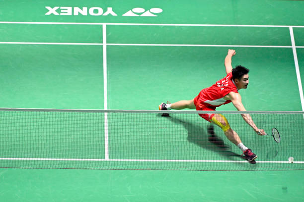 如何正确绘制纵向羽毛球场地示意图?