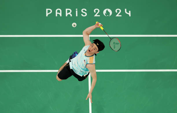 羽毛球场地面积与周边安全区:国际标准要求