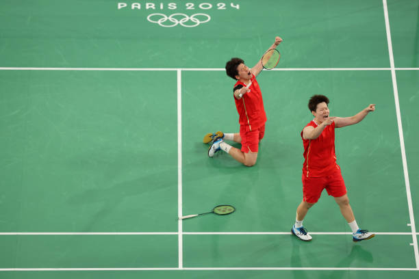 如何选择羽毛球?不同规格的适用场景与性能差异