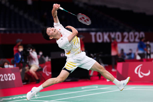 羽毛球的文化渊源:东西方交融的体育传奇