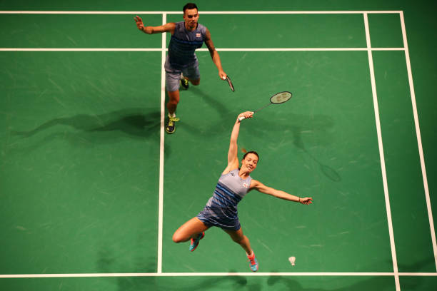 轻便耐用!100元左右适合初学者的羽毛球拍TOP5