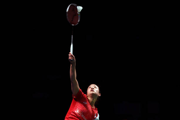 羽毛球场地划线规则:长宽标准及边界线要求