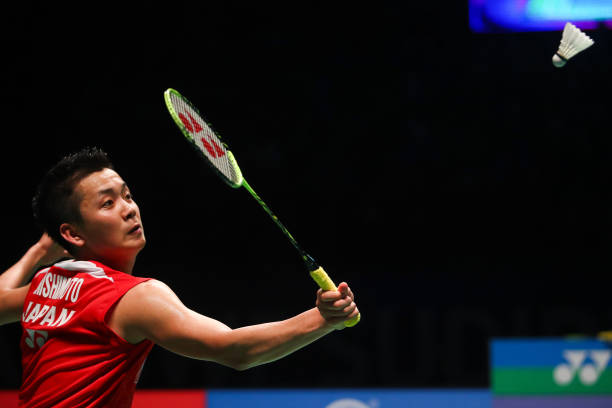 羽毛球装备绘画进阶:动态击球瞬间的构图技巧