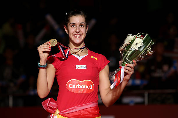 羽毛球杀球手法详解:正手杀、跳杀、劈杀的区别与应用