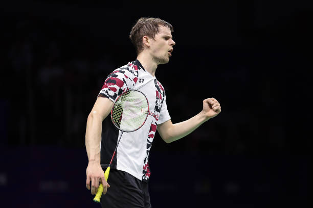 羽毛球场地简图:常见错误标记及正确绘制方法