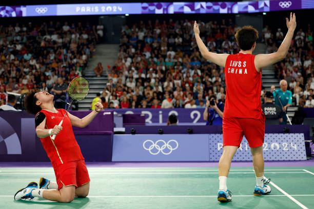 双打羽毛球场地的尺寸要求:避免常见的划线错误