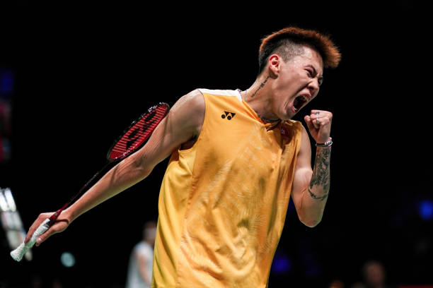 亲子绘画时间:和孩子一起完成羽毛球简笔画上色