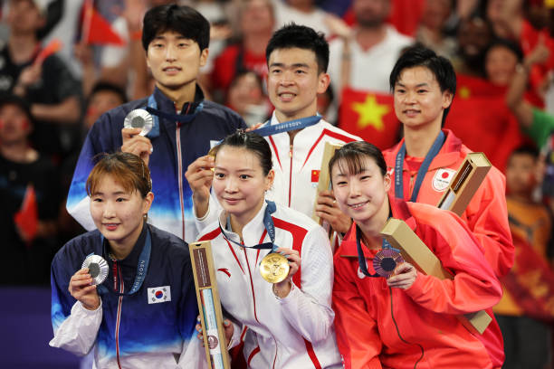 从图纸到实战:羽毛球场地线宽的设计规范