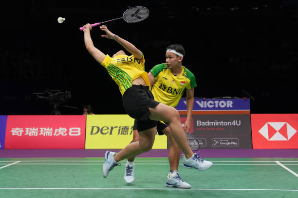 羽毛球为何叫Badminton?揭秘这项运动的命名奥秘