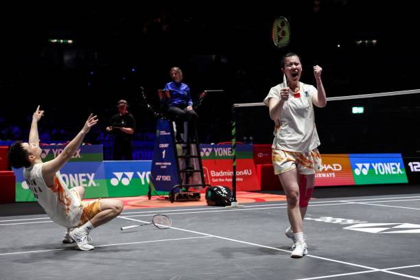 王适娴与谌龙爱女名字曝光!网友直呼太可爱