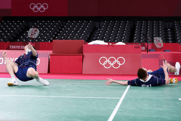 羽毛球扣杀进阶训练:如何打出刁钻角度(慢动作分解教学