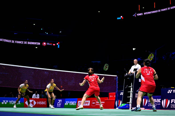 新手必看!羽毛球单打换位规则完整解析(附实战视频