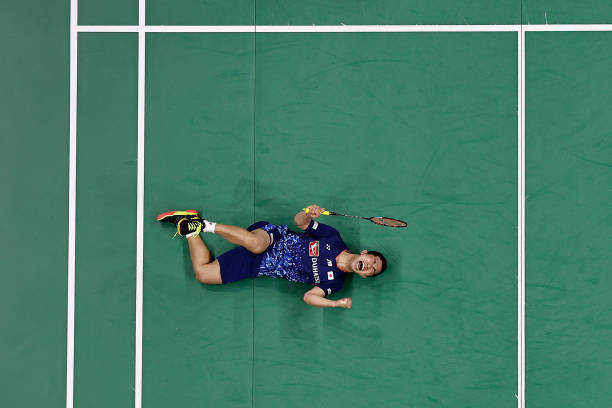 羽毛球双打比赛中的暂停与休息规则