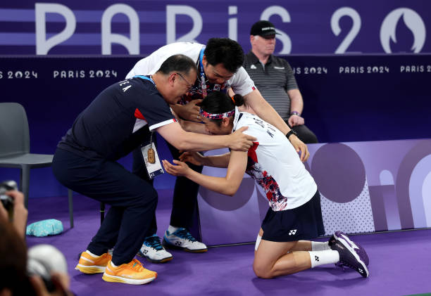 如何通过羽毛球证书查询网站验证教练资质?