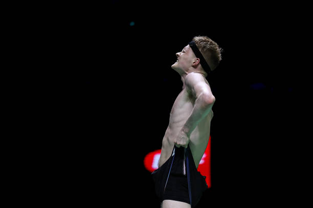 羽毛球挥拍发力秘诀:手腕与手臂的协调运用