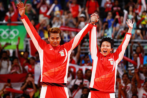 从基础到进阶,一网打尽所有杀球技术!