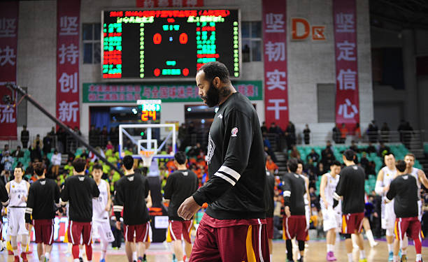 NBA球迷必备!快手免费提供高清全场录像,精彩不间断