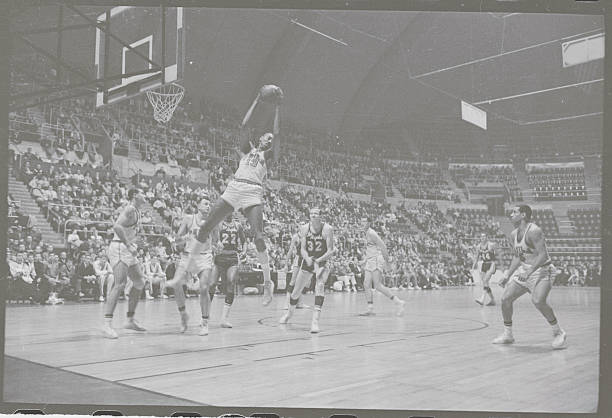 Shams:杜兰特或将提前复出,球队季后赛前景迎来转机