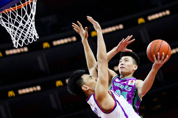 今日NBA排名速递:谁将登顶东西部?