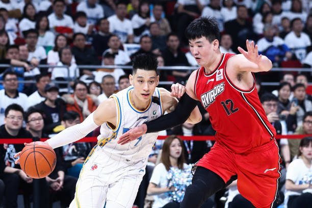 虎扑篮球网官方:篮球技巧教学,提升你的球场表现