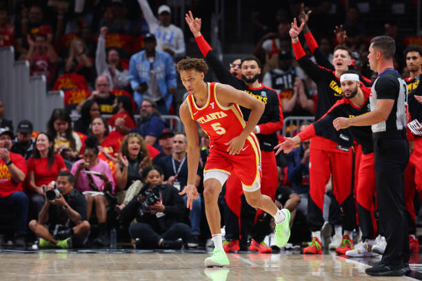 青岛双星男篮教练组调整,新助教加盟引关注