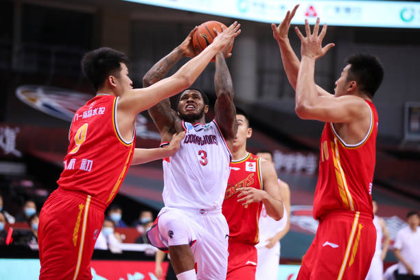 NBA球迷必备:收米网页直播全攻略