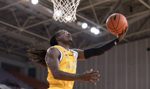 火箭队比赛在线直播:实时比分与精彩回放