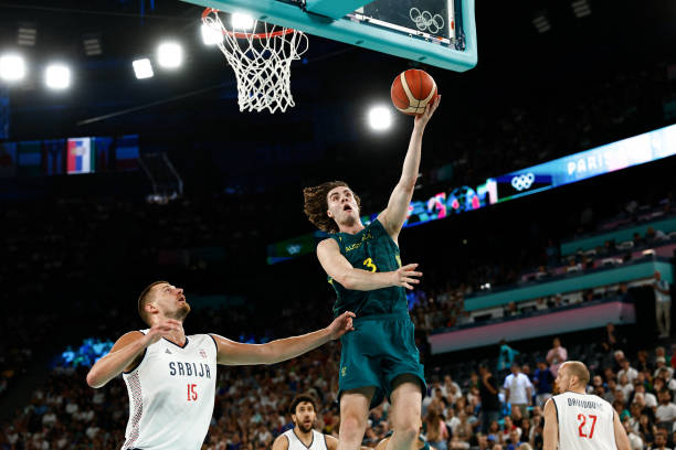 从球员到教练:那些拥有多个CBA总冠军的传奇人物