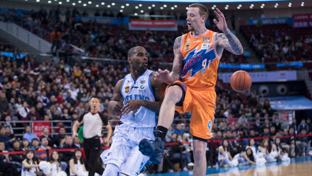 CBA篮球赛规则入门:每节时长及比赛总时间计算