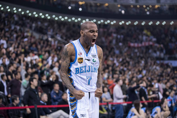 篮球场划线总长度:国际标准与NBA差异