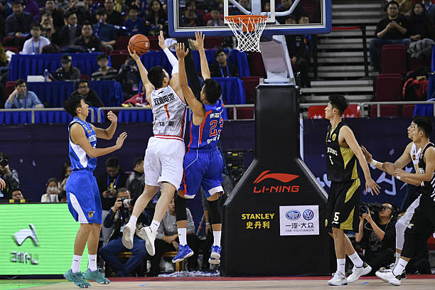 篮球场尺寸对比:FIBA、NBA和高中联赛的区别