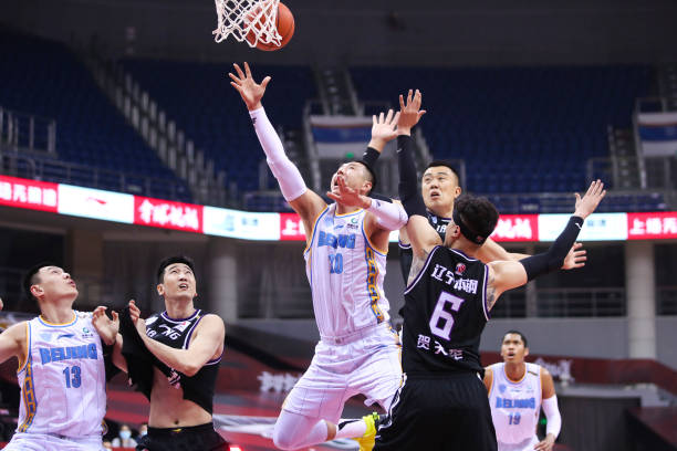 剖析nba免费直播在线直播软件手机版中的竞争策略:如何在红海中脱颖而出?