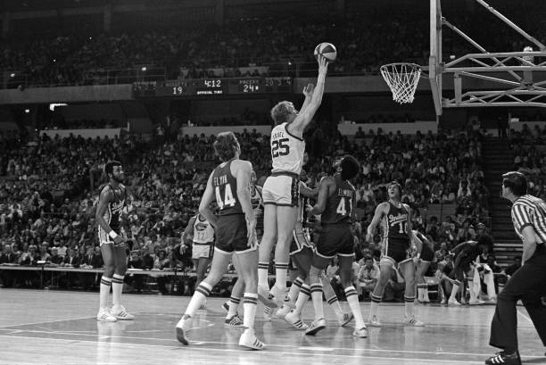 防守端的中流砥柱:NBA最佳防守大前锋盘点