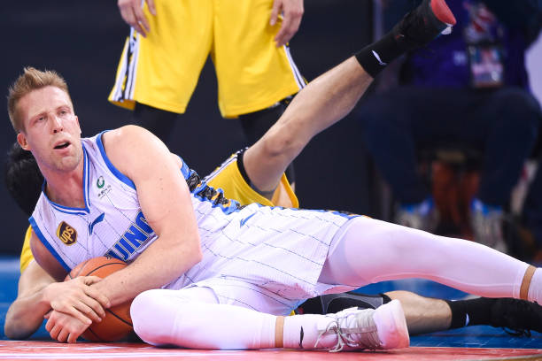 篮球投篮机价格解析:从入门到专业级全价位指南