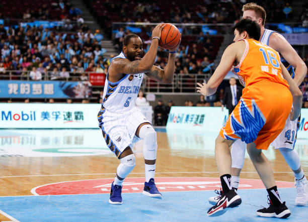 科比、乔丹、詹姆斯:谁在得分榜上的地位更高?