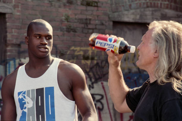 下一场对阵太阳,掘金该如何限制布克和杜兰特的发挥?