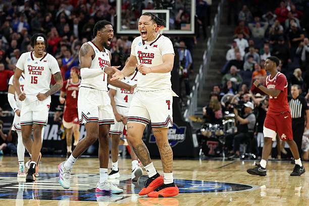 篮球上篮招式实战应用:如何根据防守选择最佳上篮方式