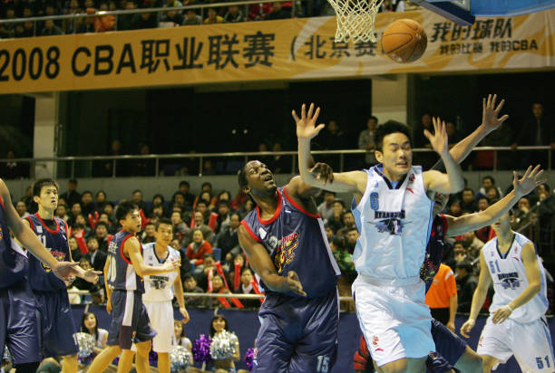 CBA青岛队现任主教练是谁?名字揭晓!