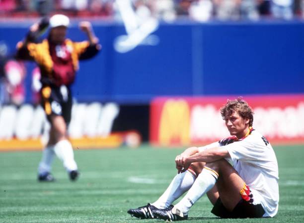 澳式足球规则解析:新手必看入门指南