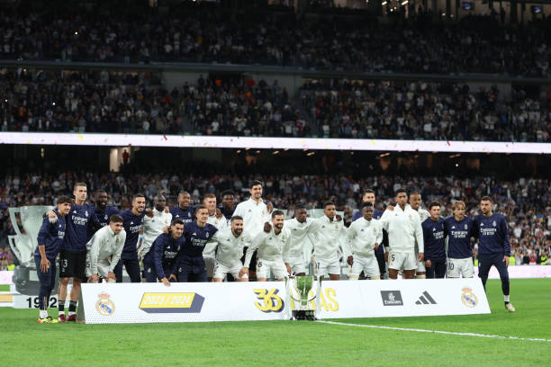 青岛黄海vs上海上港:战术对决谁占上风?