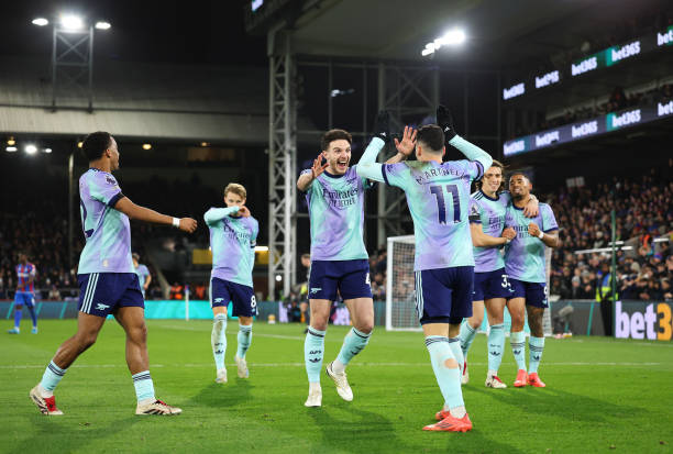 深度分析,指出轮次并非唯一决定因素,如阵容、伤病、赛程等