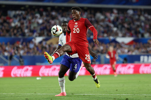 皇马欧冠夺冠年份背后的数据统计:进球、助攻与纪录