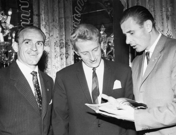 身价背后的真相:登贝莱与姆巴佩的市场价值评估