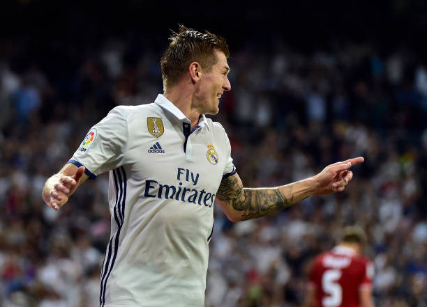 法甲保级大战白热化:里昂能否逃出生天?