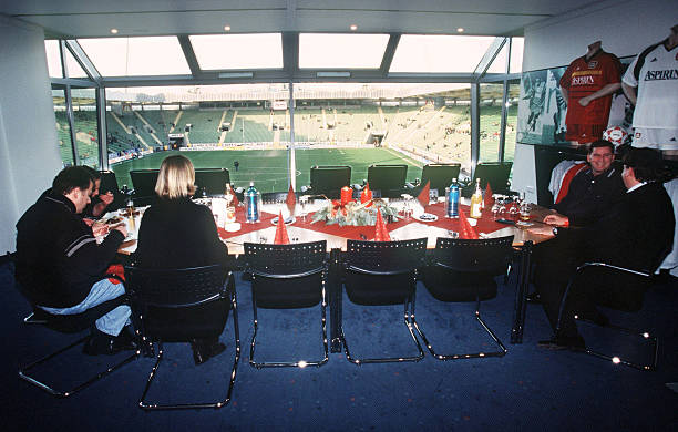 克林斯曼的职业生涯:他是如何定义中锋角色的?