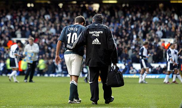 老式足球鞋双星:不只是装备,更是一种文化符号