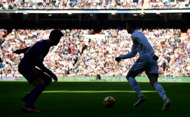 意甲冠军次数对比:尤文图斯、AC米兰和国际米兰的三足鼎立