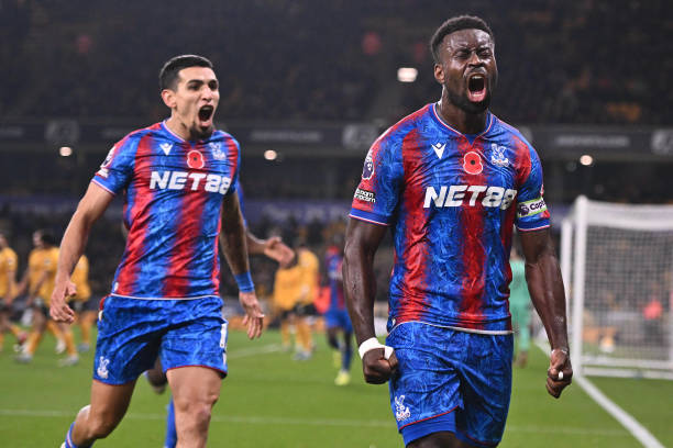 罗纳尔多的招牌动作:钟摆过人的技术分析