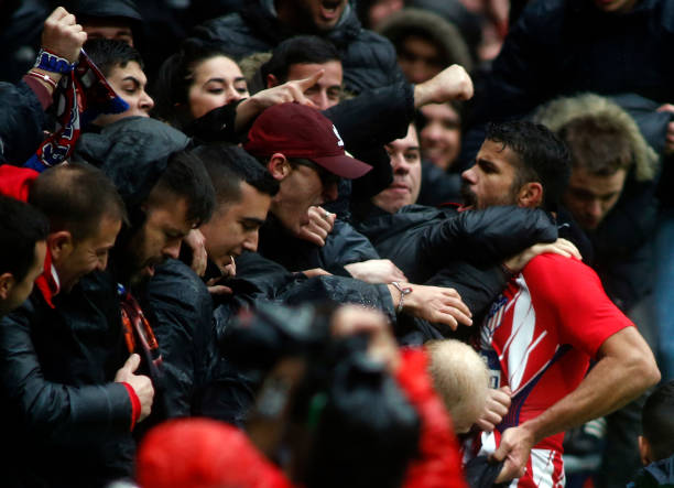 (特点:针对新球迷,突出球星吸引力)