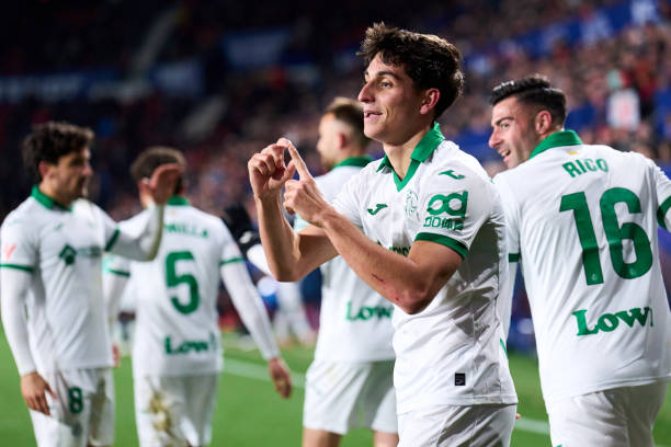 足球迷必看:中国与泰国比赛今晚几点开始